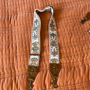 Crossbody/tote strap